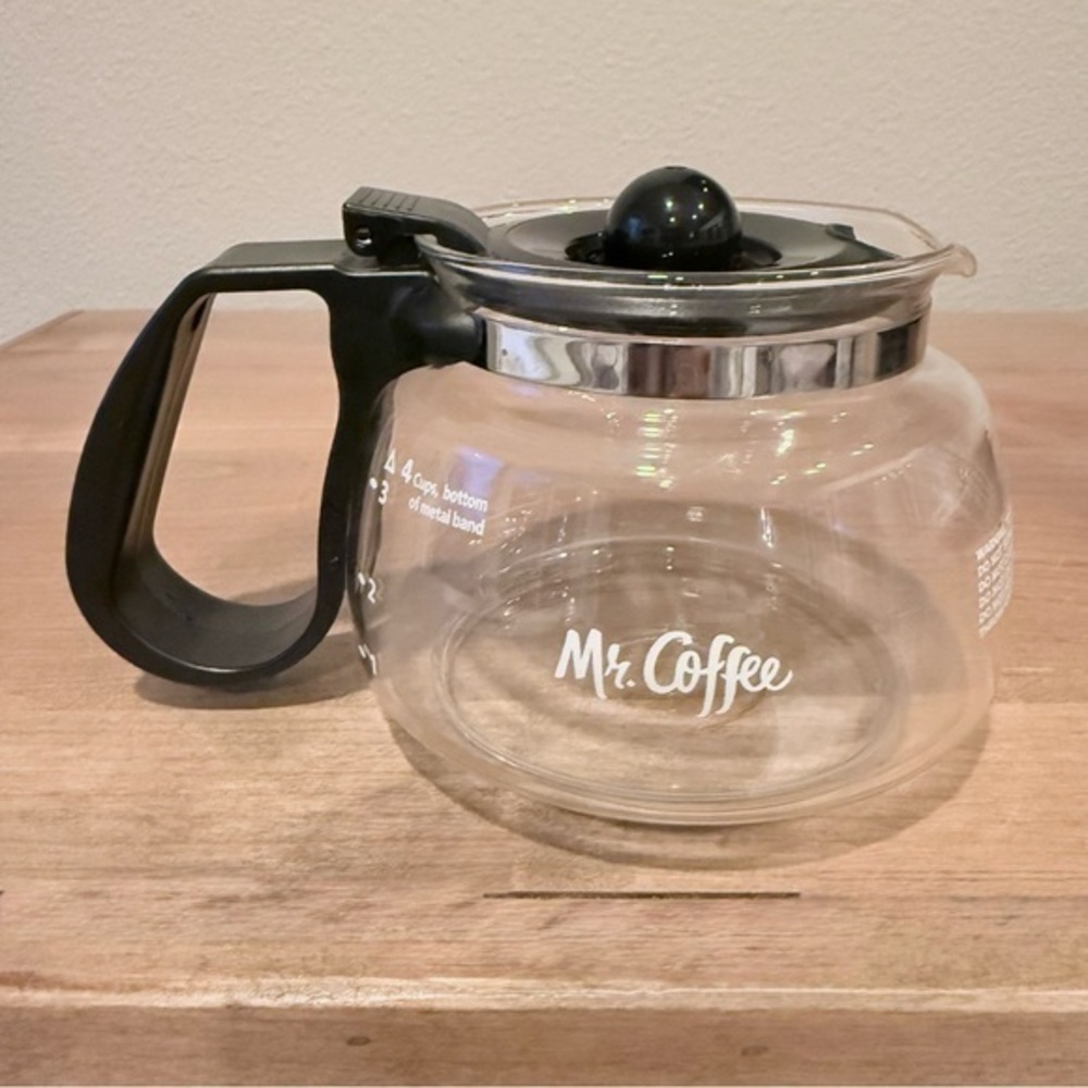 Mr. Coffee 3-4 cup glass replacement carafe with lid
